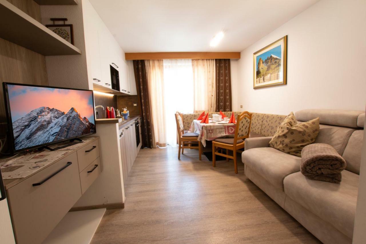 Residence Villa Artic 캄피텔로디파사 외부 사진